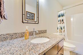 Balcony & Views: Sturgis 'twin Peaks' Cabin