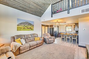 Balcony & Views: Sturgis 'twin Peaks' Cabin