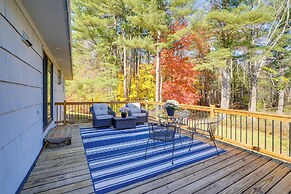 1 Mi to Dtwn: Cottage w/ Large Yard in Stockbridge