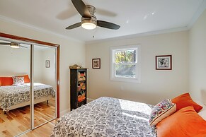 1 Mi to Dtwn: Cottage w/ Large Yard in Stockbridge