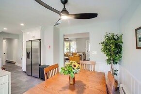 1 Mi to Dtwn: Cottage w/ Large Yard in Stockbridge