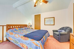 3 Mi to Branson Strip: Condo w/ Golf Course View!