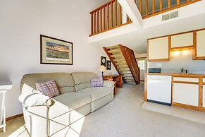 3 Mi to Branson Strip: Condo w/ Golf Course View!