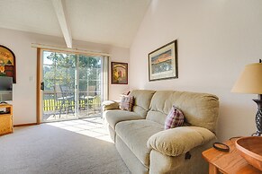 3 Mi to Branson Strip: Condo w/ Golf Course View!