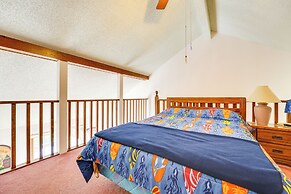 3 Mi to Branson Strip: Condo w/ Golf Course View!