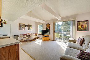 3 Mi to Branson Strip: Condo w/ Golf Course View!