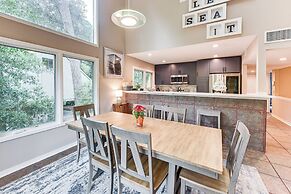 Walk to Beach: Unique Sea Pines Getaway!