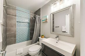 Waterfront Home w/ Views, Hot Tub in Ocean Pines!