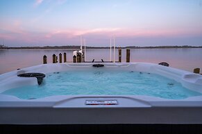 Waterfront Home w/ Views, Hot Tub in Ocean Pines!
