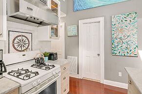 Walk to Ocean: Pet-friendly Home in Long Beach!