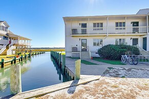 3 Mi to Beach: Waterfront Condo in Chincoteague!