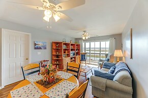 3 Mi to Beach: Waterfront Condo in Chincoteague!