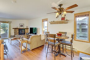 Walk to Ski Lifts: Cozy Crested Butte Condo