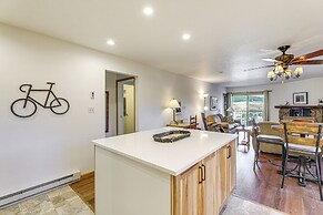 Walk to Ski Lifts: Cozy Crested Butte Condo