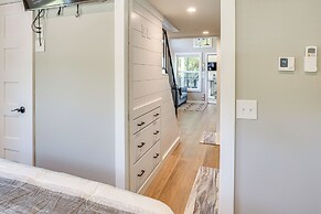 Deck, Grill & Fishing Pond: Modern Cookeville Gem