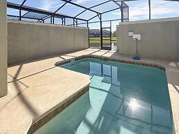 Family Townhome w Private Pool