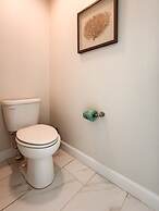 Family Townhome w Private Pool