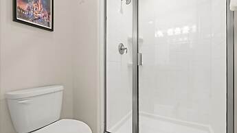 Family Townhome w Private Pool