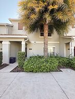 Family Townhome w Private Pool