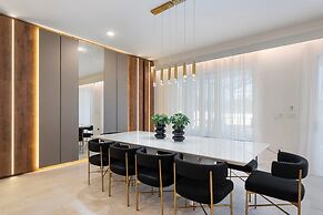 5911 Luxury 10bd Family Home For an Unforgettable Vacation