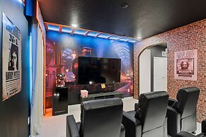 5911 Luxury 10bd Family Home For an Unforgettable Vacation