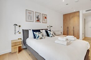 Timeless London Charm