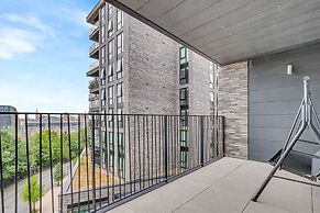 Polished 3-bedroom Condo
