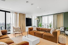 Glamorous 3 Bedroom Condo