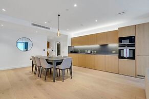 Chic 3-bedroom Condo