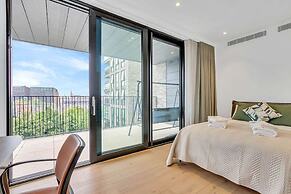 Chic 3-bedroom Condo