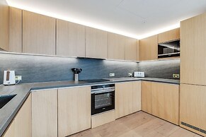 Elegant 3-bedroom Condo