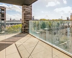 Elegant 3-bedroom Condo