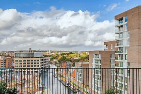 Elegant 3-bedroom Condo