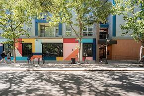 Upstay - Condo With Pool-gym-games-bbq - Walk to Uoft