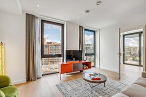 Refined 3-bedroom Condo