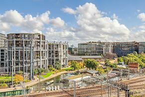 Refined 3-bedroom Condo