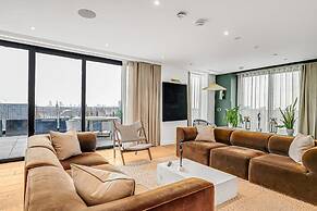 Discovering London Wonder