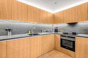 Discovering London Wonder