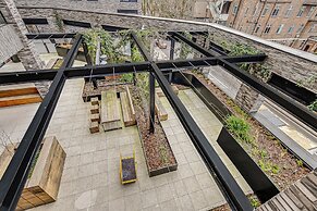 Discovering London Wonder