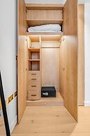 Exploring London Wonder