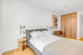 Unveiling London Magic