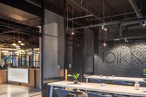 Unveiling London Magic