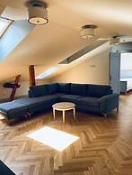 Roze Republikas Apartments
