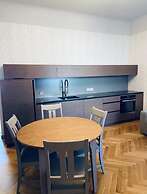 Roze Republikas Apartments