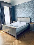 Roze Republikas Apartments