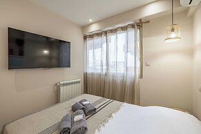 Renovated Flat 250m From the Beach - Town Centre - 2br/6p