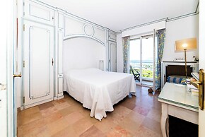 Residence Les Voiles Blanches - Postcard View on the Croisette
