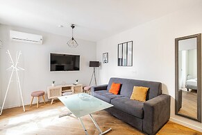 Charming 1 Bedroom Apartment- Heart of Cannes