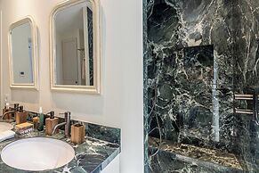 Luxurious Villa With Heated Pool 5br/10p - Cannes