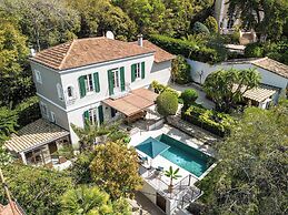 Luxurious Villa With Heated Pool 5br/10p - Cannes